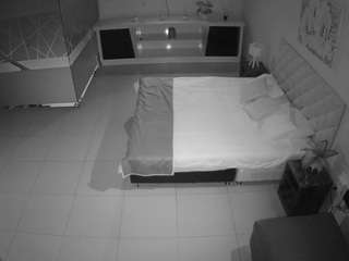 voyeurcam-jb-office-1