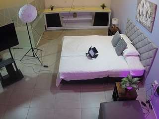 voyeurcam-jb-office-1 camsoda