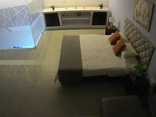 voyeurcam-jb-office-1