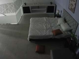 voyeurcam-jb-office-1 camsoda