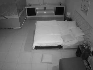 voyeurcam-jb-office-1 camsoda