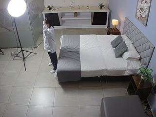 voyeurcam-jb-office-1 camsoda