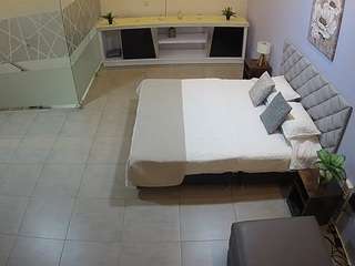 voyeurcam-jb-office-1 camsoda