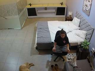  voyeurcam-jb-office-1 chat room