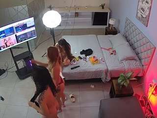 voyeurcam-jb-off... Live Webcam on CamSoda