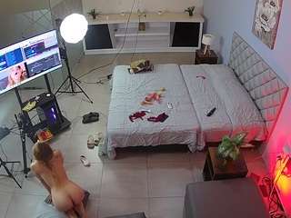 voyeurcam-jb-office-1 webcam model