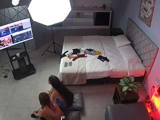 voyeurcam-jb-office-1