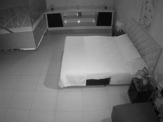 voyeurcam-jb-office-1