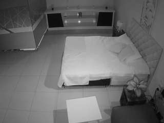 voyeurcam-jb-office-... webcam