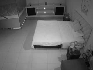 voyeurcam-jb-office-1 camsoda