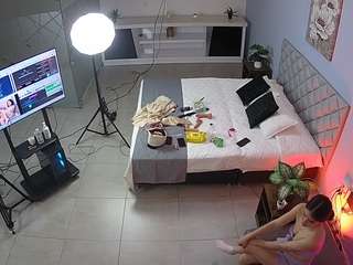 voyeurcam-jb-office-1