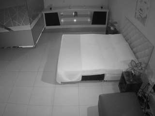 voyeurcam-jb-office-1