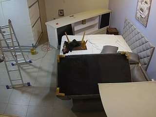 voyeurcam-jb-office-1