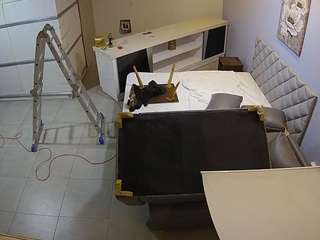 voyeurcam-jb-office-1