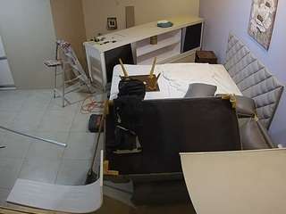voyeurcam-jb-office-1