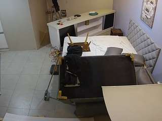 voyeurcam-jb-office-1