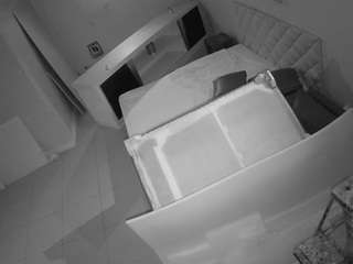 voyeurcam-jb-office-1