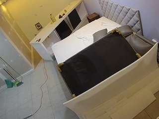 voyeurcam-jb-office-1