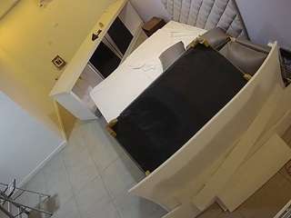 voyeurcam-jb-office-1