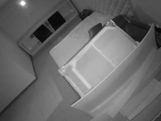 voyeurcam-jb-office-1