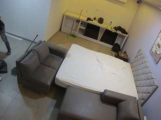 voyeurcam-jb-office-1