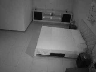 voyeurcam-jb-office-1