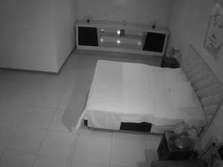 voyeurcam-jb-office-1