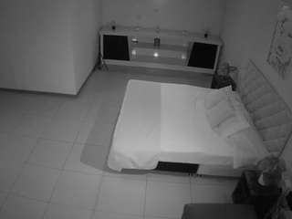 voyeurcam-jb-office-1