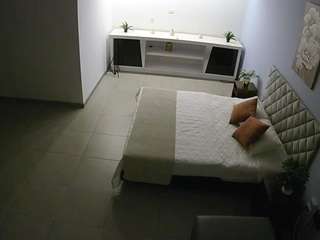 voyeurcam-jb-office-1