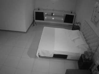 voyeurcam-jb-office-1