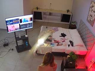 voyeurcam-jb-office-1