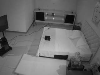 voyeurcam-jb-office-1