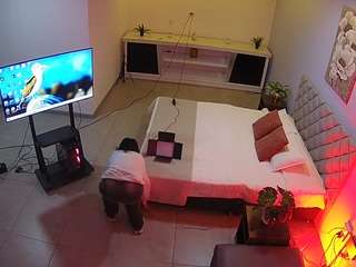 voyeurcam-jb-office-1