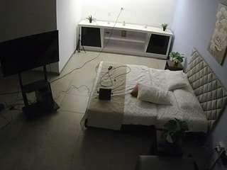 voyeurcam-jb-office-1