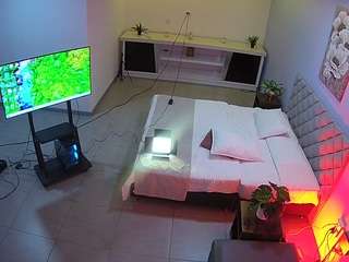 voyeurcam-jb-office-1