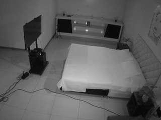 voyeurcam-jb-office-1