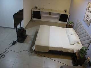 voyeurcam-jb-office-1