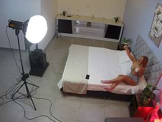 voyeurcam-jb-office-1