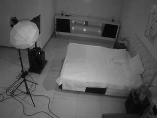 voyeurcam-jb-office-1