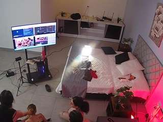 voyeurcam-jb-office-1