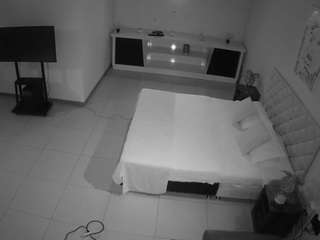 voyeurcam-jb-office-1