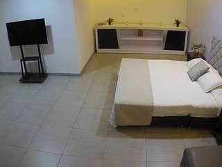 voyeurcam-jb-off... Live Webcam on CamSoda