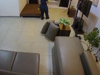 voyeurcam-jb-office-1