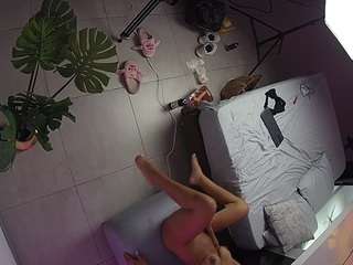 voyeurcam-jb-office-1