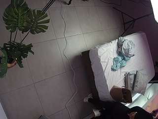 voyeurcam-jb-office-1