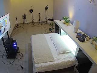 voyeurcam-jb-off... Live Webcam on CamSoda