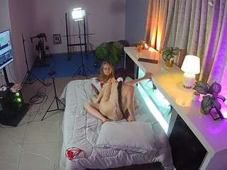 voyeurcam-jb-off... Live Webcam on CamSoda