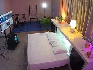 voyeurcam-jb-office-1