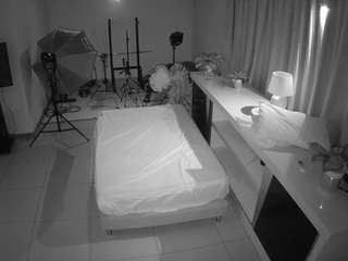 voyeurcam-jb-office-1 webcam