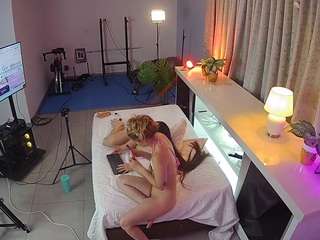 voyeurcam-jb-office-1